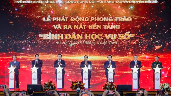 “Bình dân học vụ số” – Chìa khóa của kỷ nguyên số