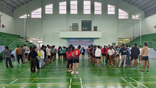 Khai mạc Giải bóng chuyền nam, nữ xã Đăk Pék năm 2026