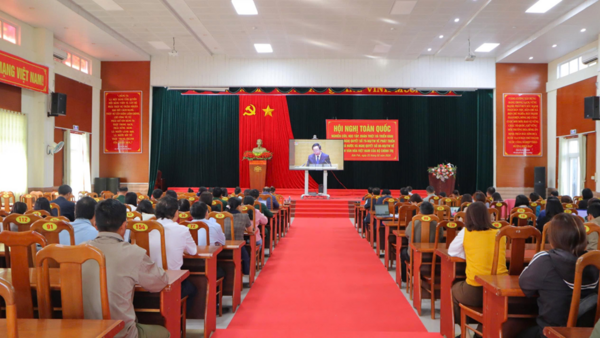 Hội nghị toàn quốc nghiên cứu, học tập, quán triệt và triển khia thực hiện Nghị quyết số 79-NQ/TW về phát triển kinh tế nhà nước và Nghị quyết số 80-NQ/TW về phát triển văn hóa Việt Nam của Bộ Chính trị.