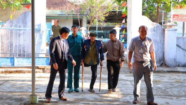 Xã Đăk Pék quan tâm, tạo điều kiện để cử tri yếu thế tham gia bầu cử