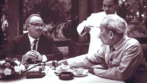 Phát huy tư tưởng Hồ Chí Minh về đối ngoại trong giai đoạn phát triển mới