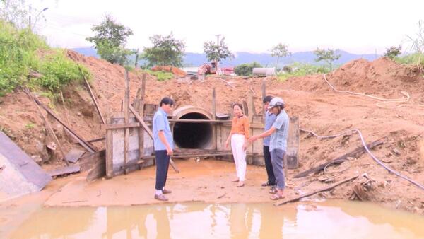 Lãnh đạo xã Đăk Pék kiểm tra tiến độ các dự án trọng điểm trên địa bàn